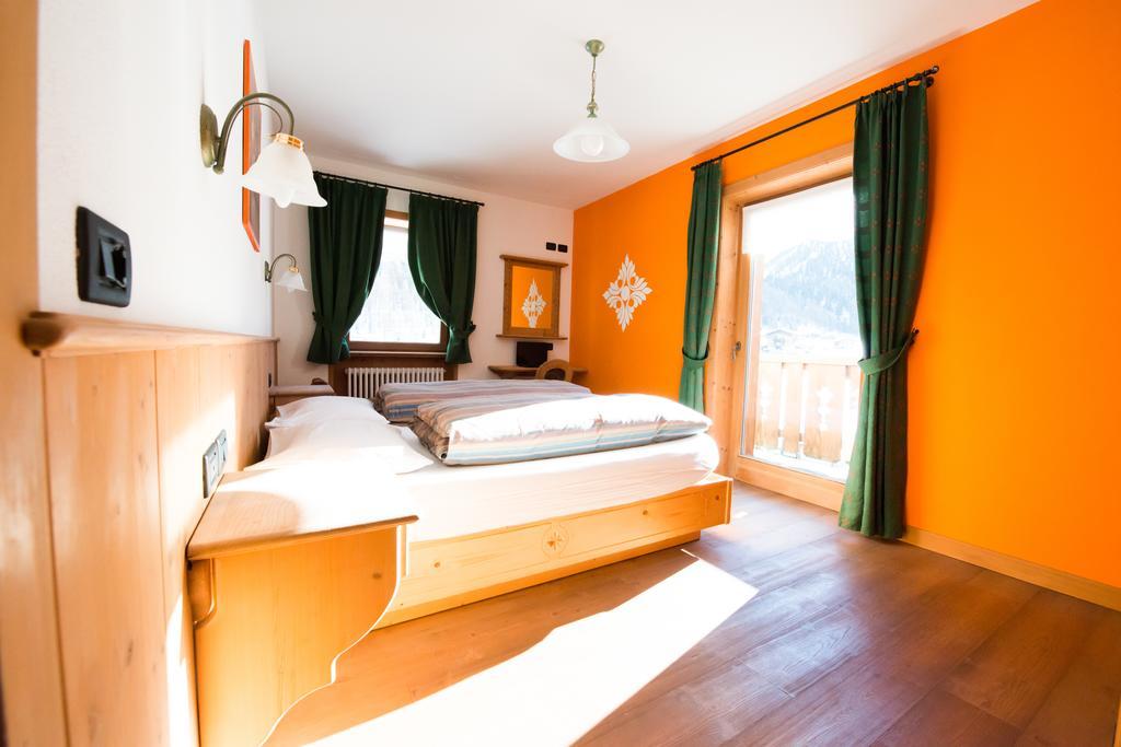 Chalet Cambra Livigno Cameră foto
